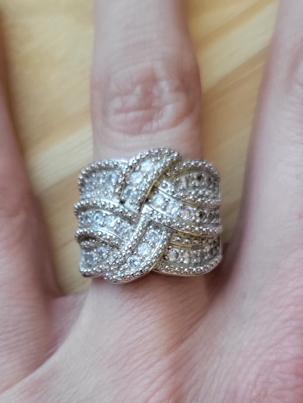 Elegant Silver-Tone Pave Knot Statement Ring Sz 7 Sparkling Clear Crystals